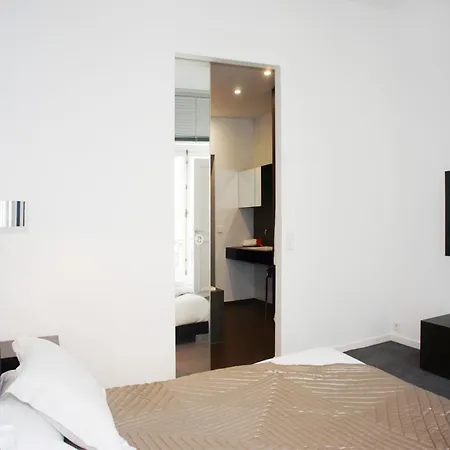Otel Saint-paul Rive-gauche
