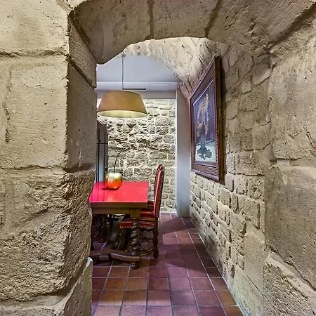 Saint-paul Rive-gauche Otel 4*