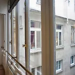 Saint-paul Rive-gauche Hotel