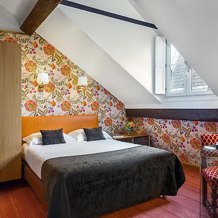 Hotel Saint-paul Rive-gauche 4*