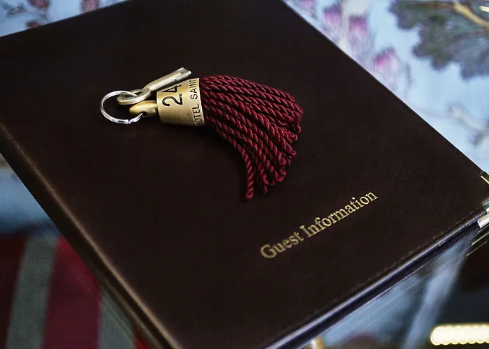 Saint-paul Rive-gauche Hotel 4*