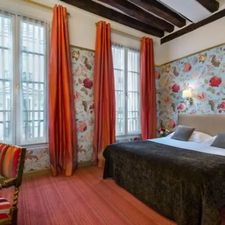 圣保罗河左岸酒店 4*