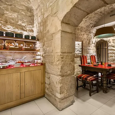 圣保罗河左岸酒店 4* 巴黎