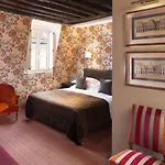 Saint-paul Rive-gauche מלון 4*